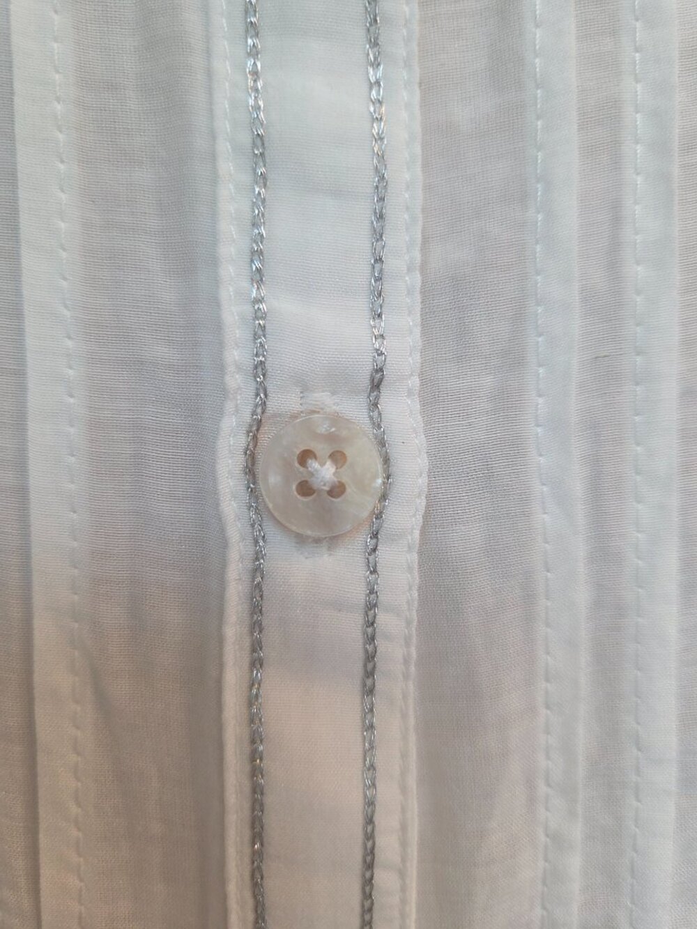 NWT Chico's Size 1/M White Babydoll Blouse Pleated Front Gathered Sleeve Sheer - Picture 10 of 12